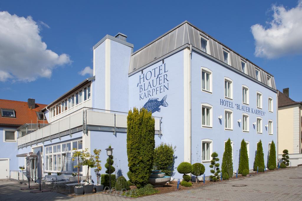Hotel Blauer Karpfen Oberschleißheim Dış mekan fotoğraf